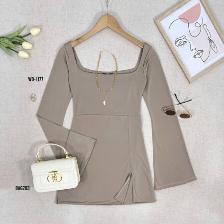 Solid Round Neck Bodycon Pleated Long Sleeve T-Shirt WO-1177