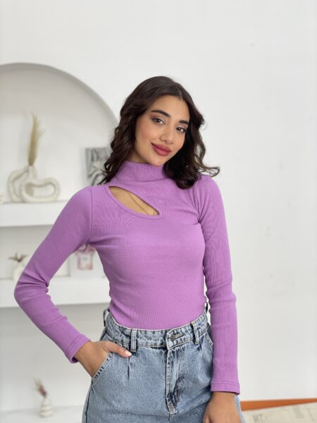 Cutout Charm Top WO-1417